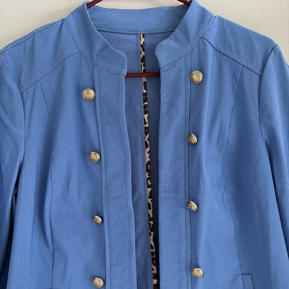 Blazer - Picture 2 of 6